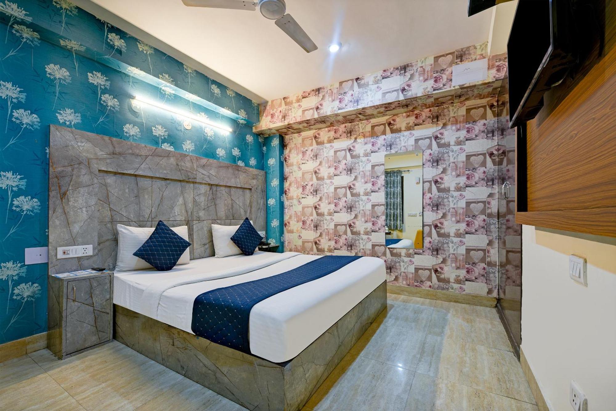 Hotel Square Plaza At Airport Yeni Delhi Dış mekan fotoğraf