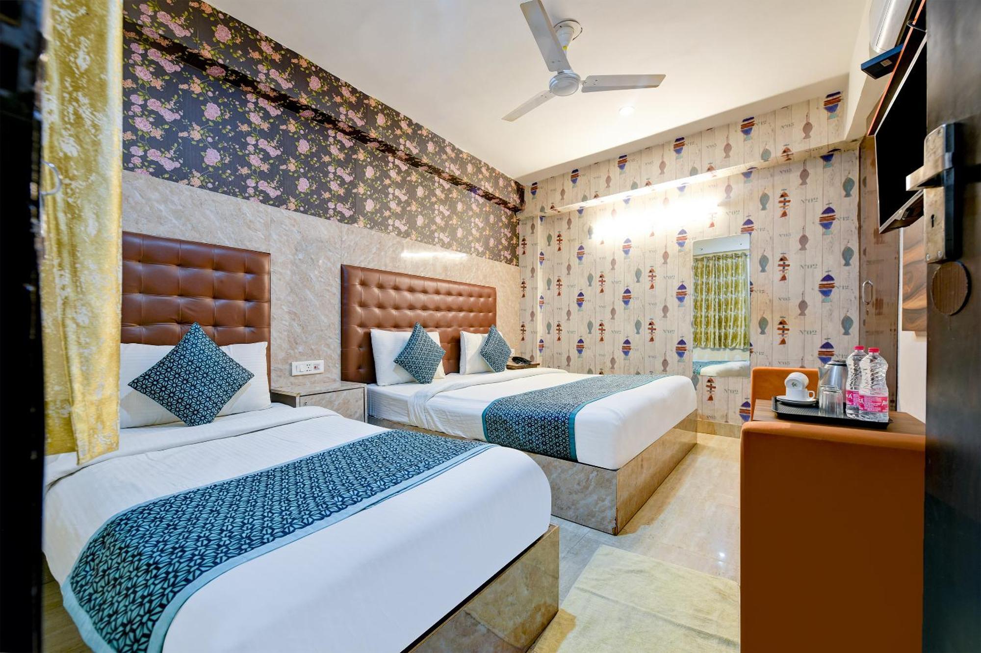 Hotel Square Plaza At Airport Yeni Delhi Dış mekan fotoğraf