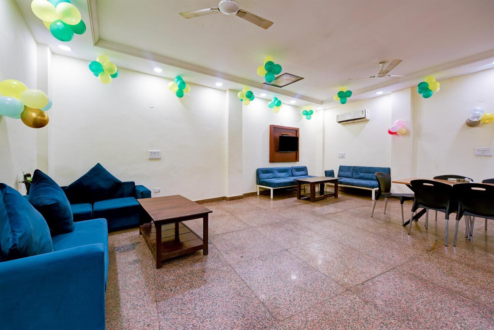Hotel Square Plaza At Airport Yeni Delhi Dış mekan fotoğraf