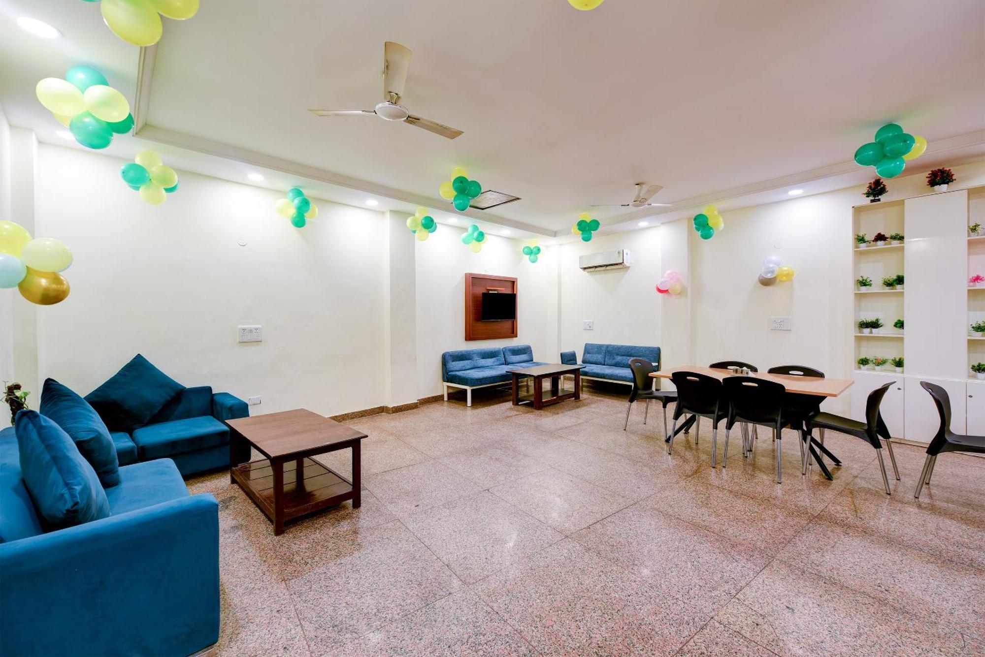 Hotel Square Plaza At Airport Yeni Delhi Dış mekan fotoğraf